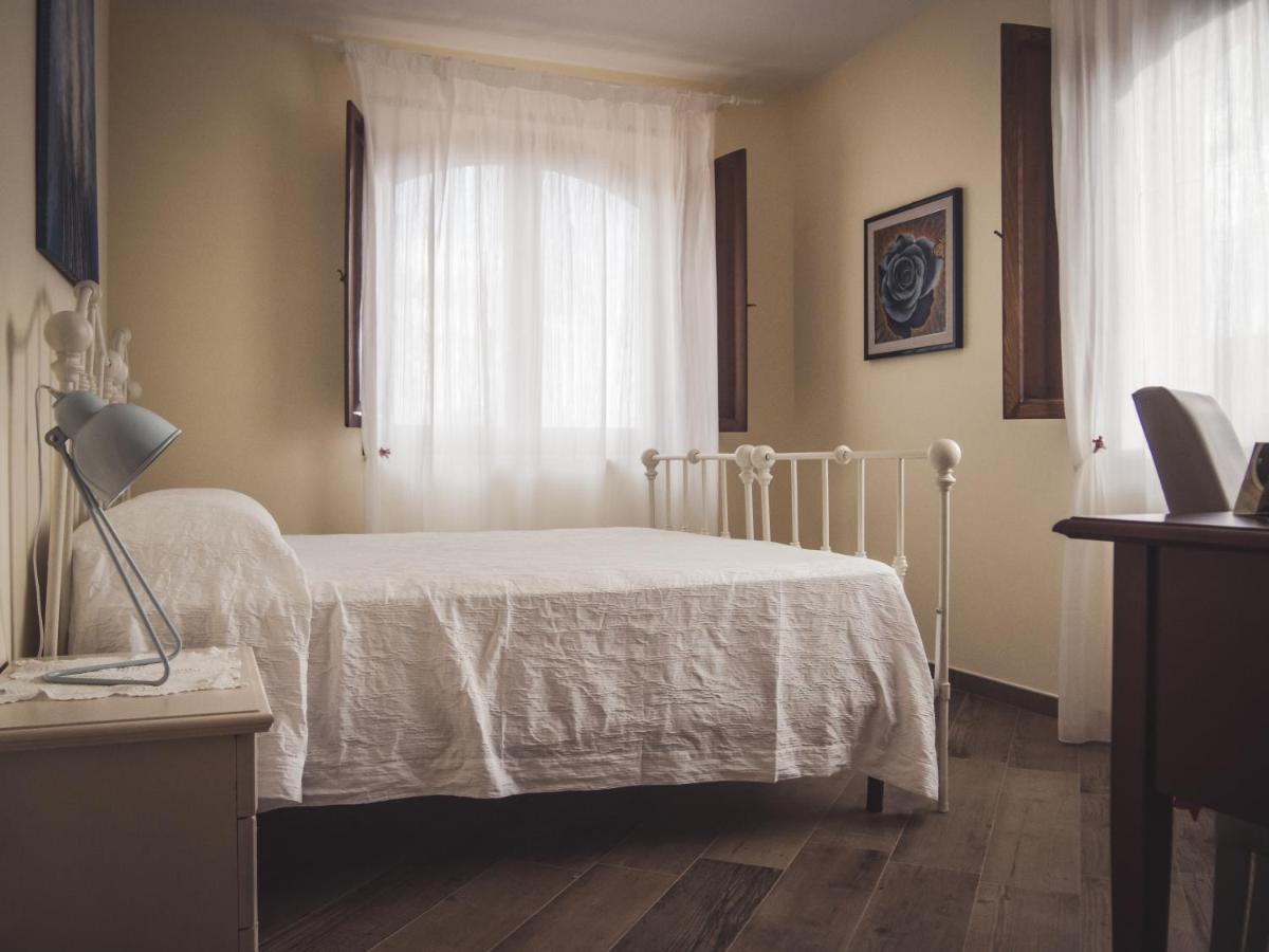 Agriturismo Ragozzino / De Marco Villa Pontelatone Luaran gambar